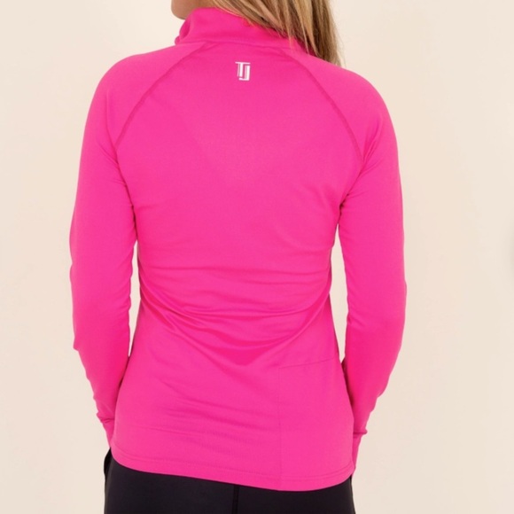 TJ Sportswear Barbie Pink  Tour Pullover Quarter Zip, size XL - Picture 2 of 11